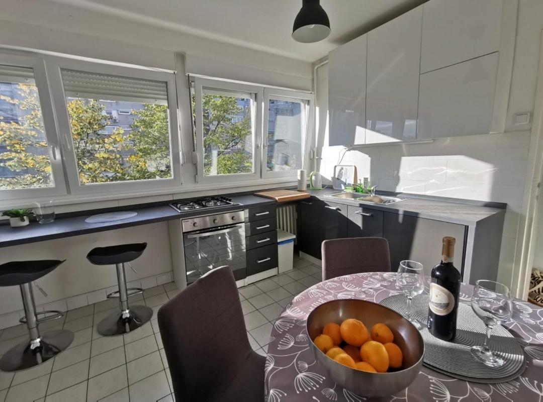 Relax Central Apartment Zagreb Bagian luar foto