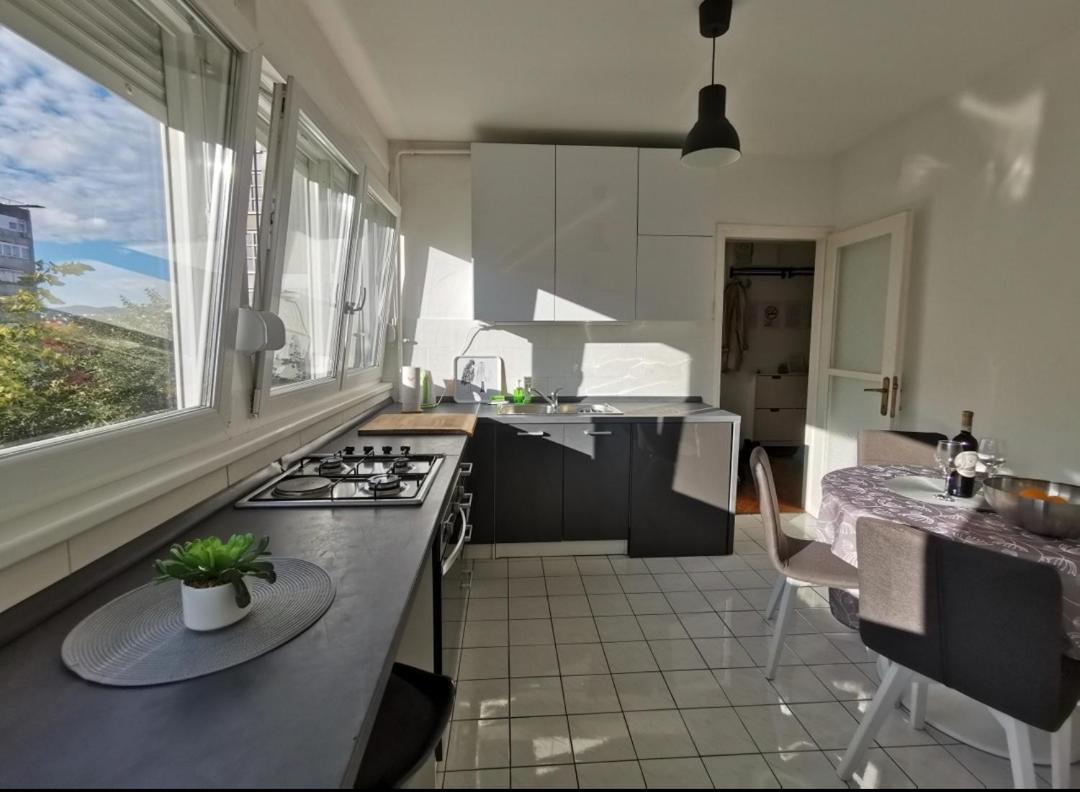 Relax Central Apartment Zagreb Bagian luar foto