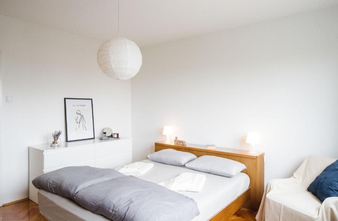Relax Central Apartment Zagreb Bagian luar foto