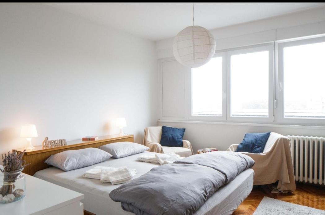 Relax Central Apartment Zagreb Bagian luar foto